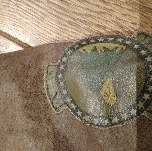 Old leather jacket - Picture 5 of 6